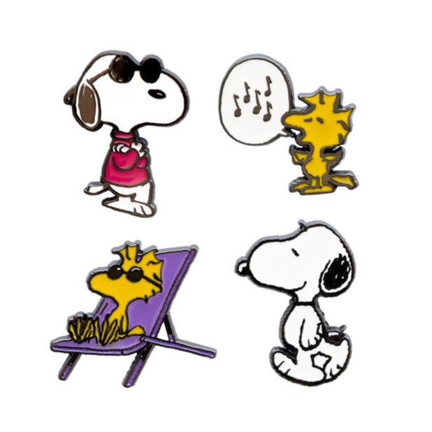 Peanuts Snoopy Set of 4 Pin Badges