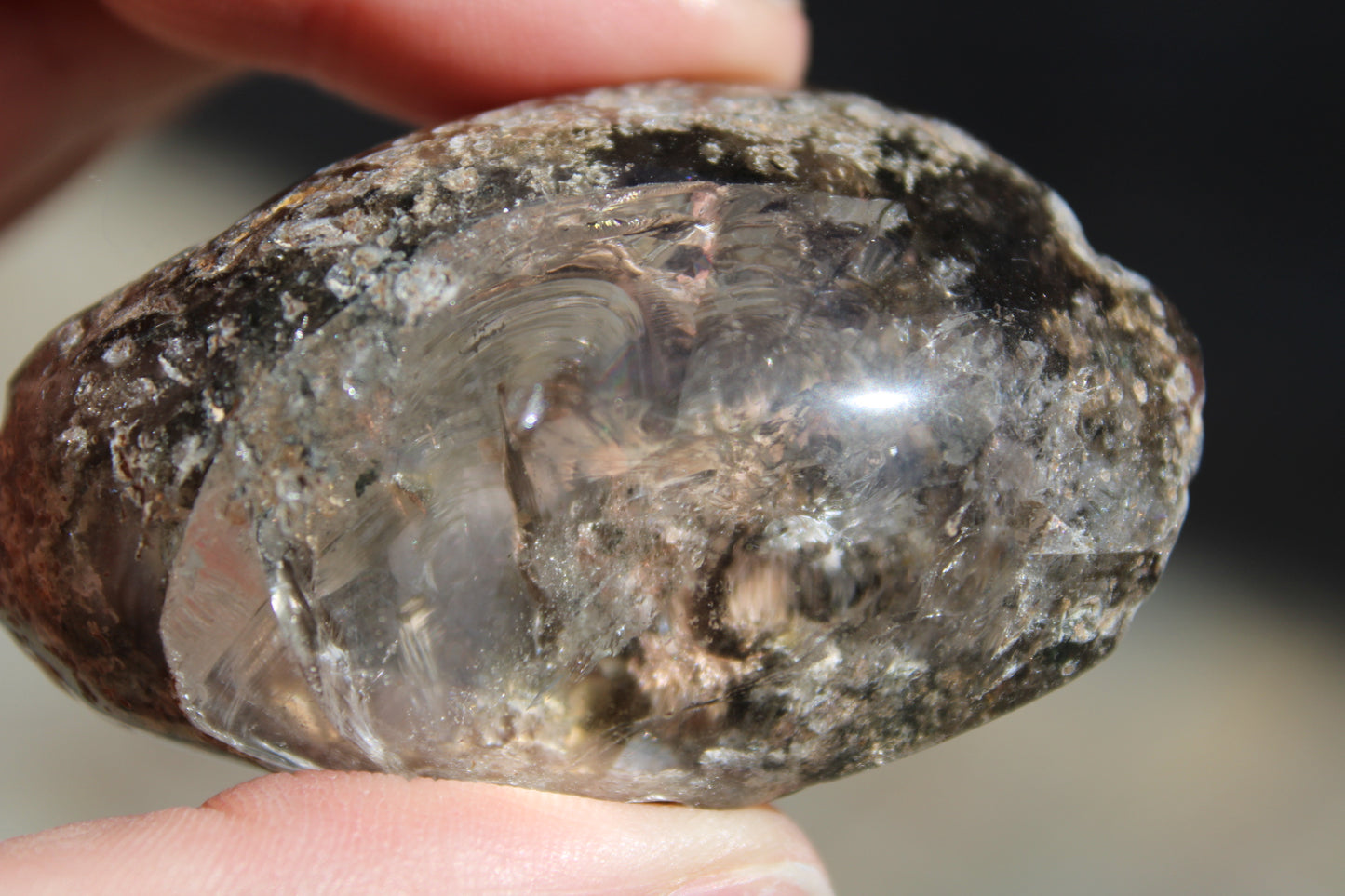 Garden Quartz Pebble