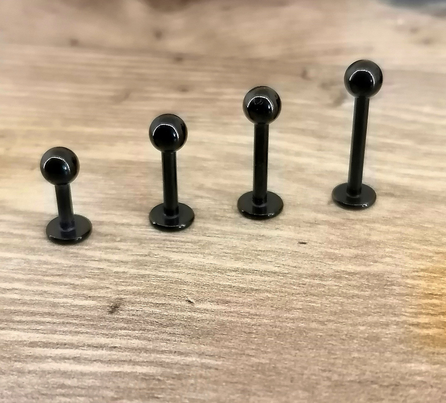 Black PVD 1.6mm Labrets