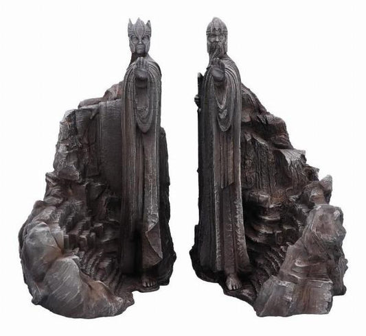 Lord of The Rings gate of Argonath