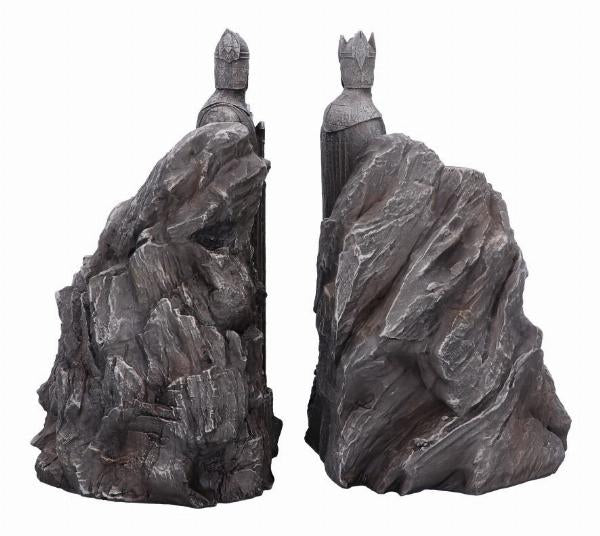 Lord of The Rings gate of Argonath