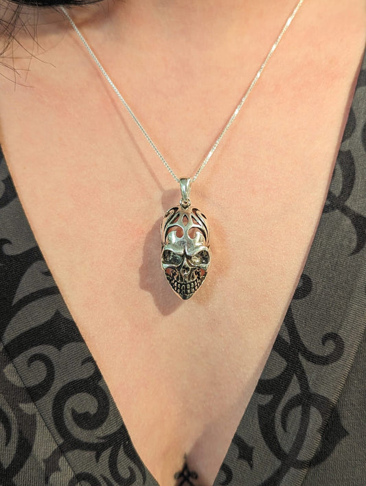 Skull pendant