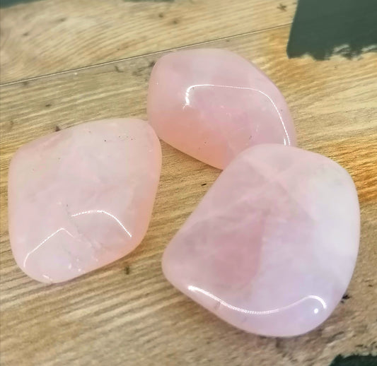 Rose Quartz Tumble Stone